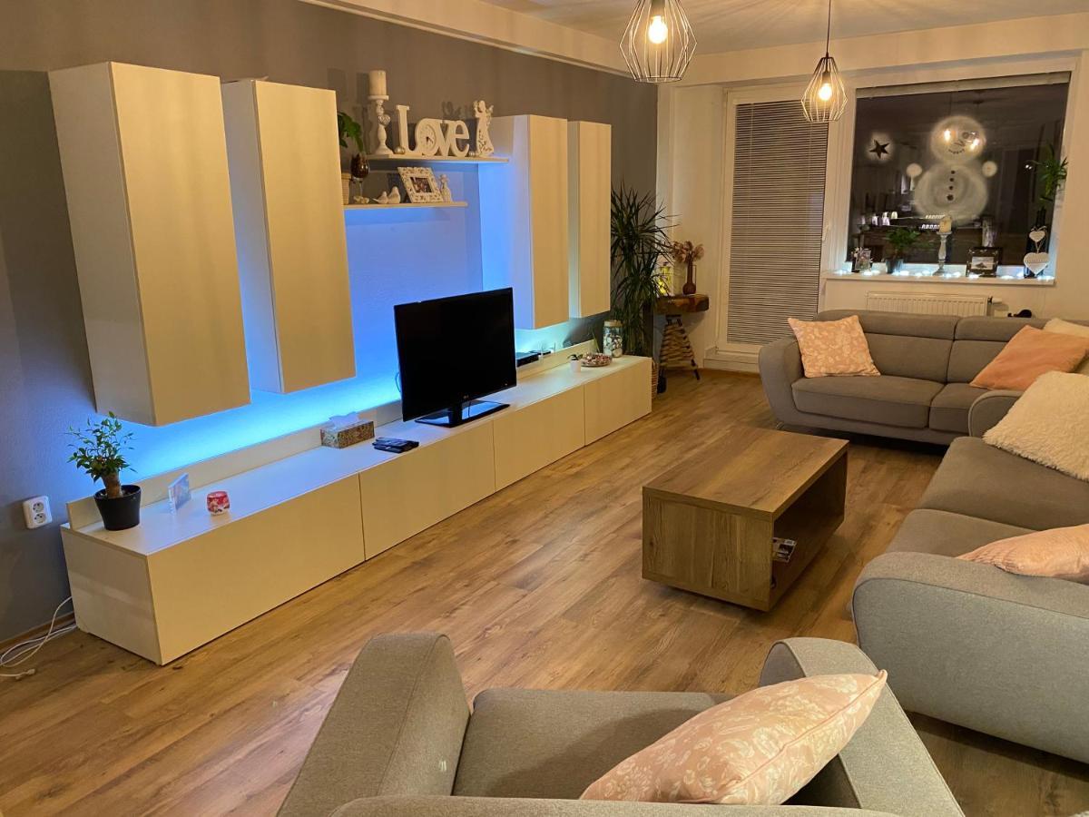 Apartmán Apartman Slnecna Terasa S Vlastnym Parkovanim Na 2 Auta Žilina Exteriér fotografie
