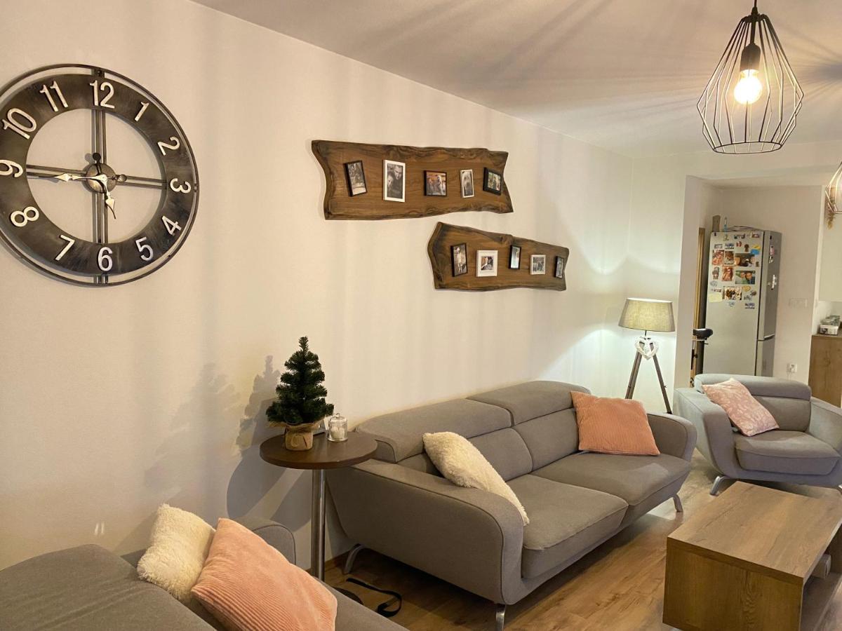 Apartmán Apartman Slnecna Terasa S Vlastnym Parkovanim Na 2 Auta Žilina Exteriér fotografie